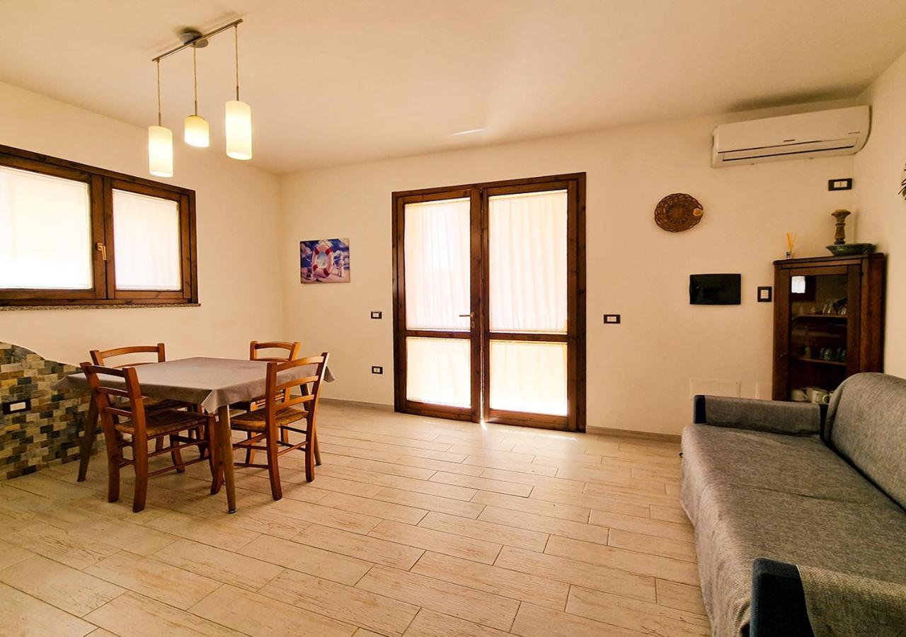 Residenza Quarto 02 - La Maddalena Apartment La Maddalena  Exterior photo